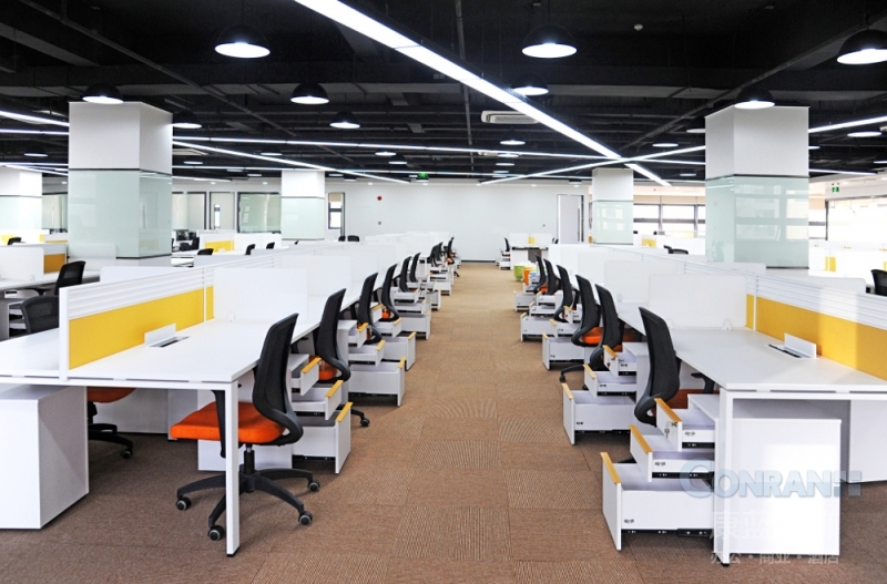 TCL通讯科技大厦写字楼装修二层办公区间