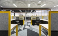 小型办公室装修布局_办公室装修设计如何更加有效的利用剩余空间_康蓝装饰公司