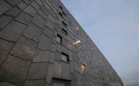 问：石材是如何在中国的建筑装饰领域大放异彩的？